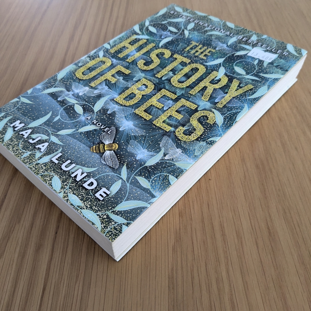 The History of Bees, paperback, by Maja Lunde